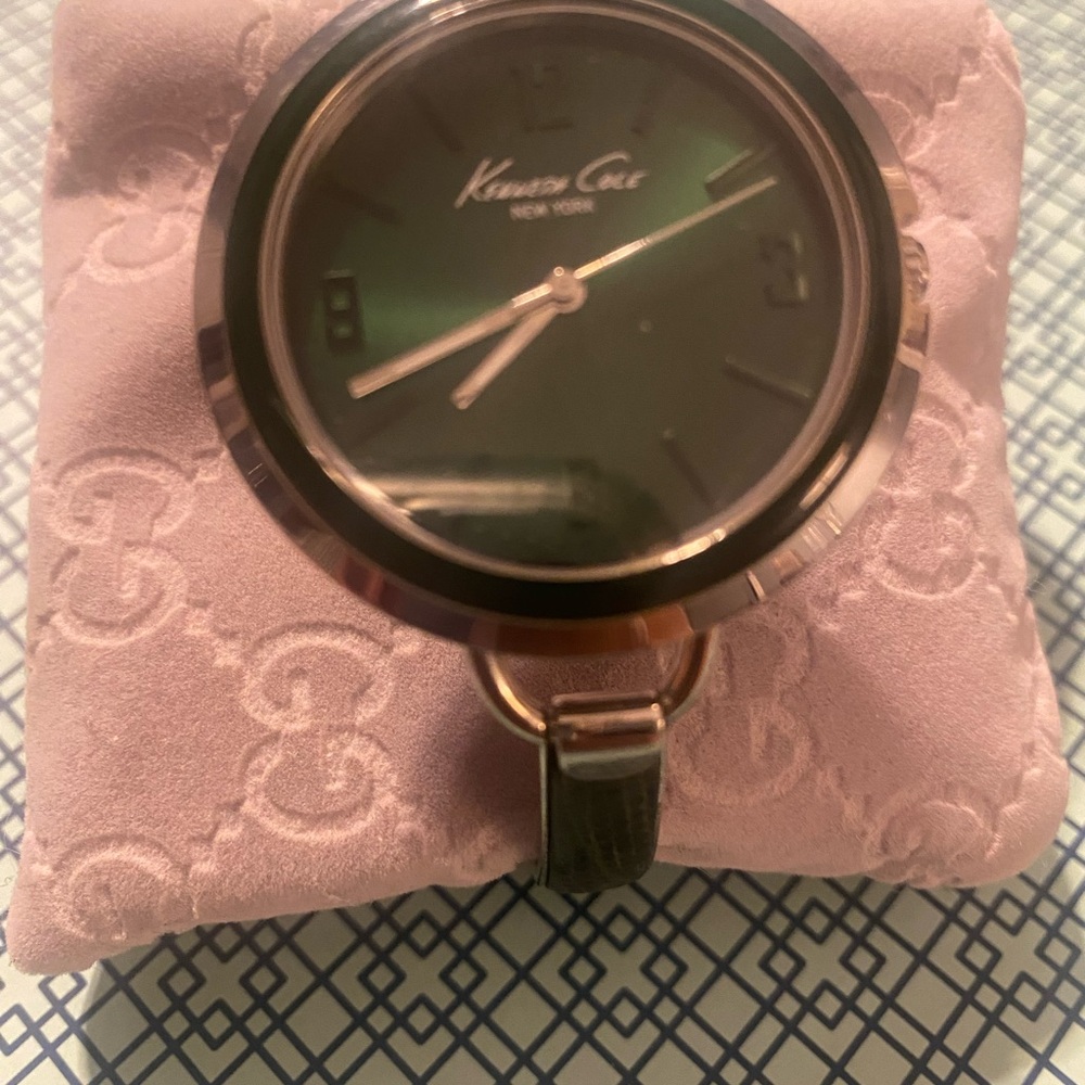 Kenneth Cole green bracelet watch